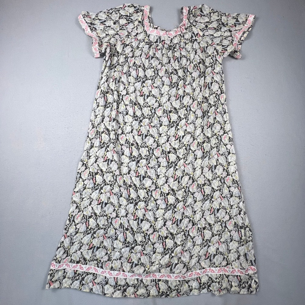 Vintage Floral Nightgown Womens L Multi Color Lace Trim Cottagecore Sleep Dress